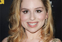 Allie-grant-makeup-for-gold-hair-and-brown-eyes-side